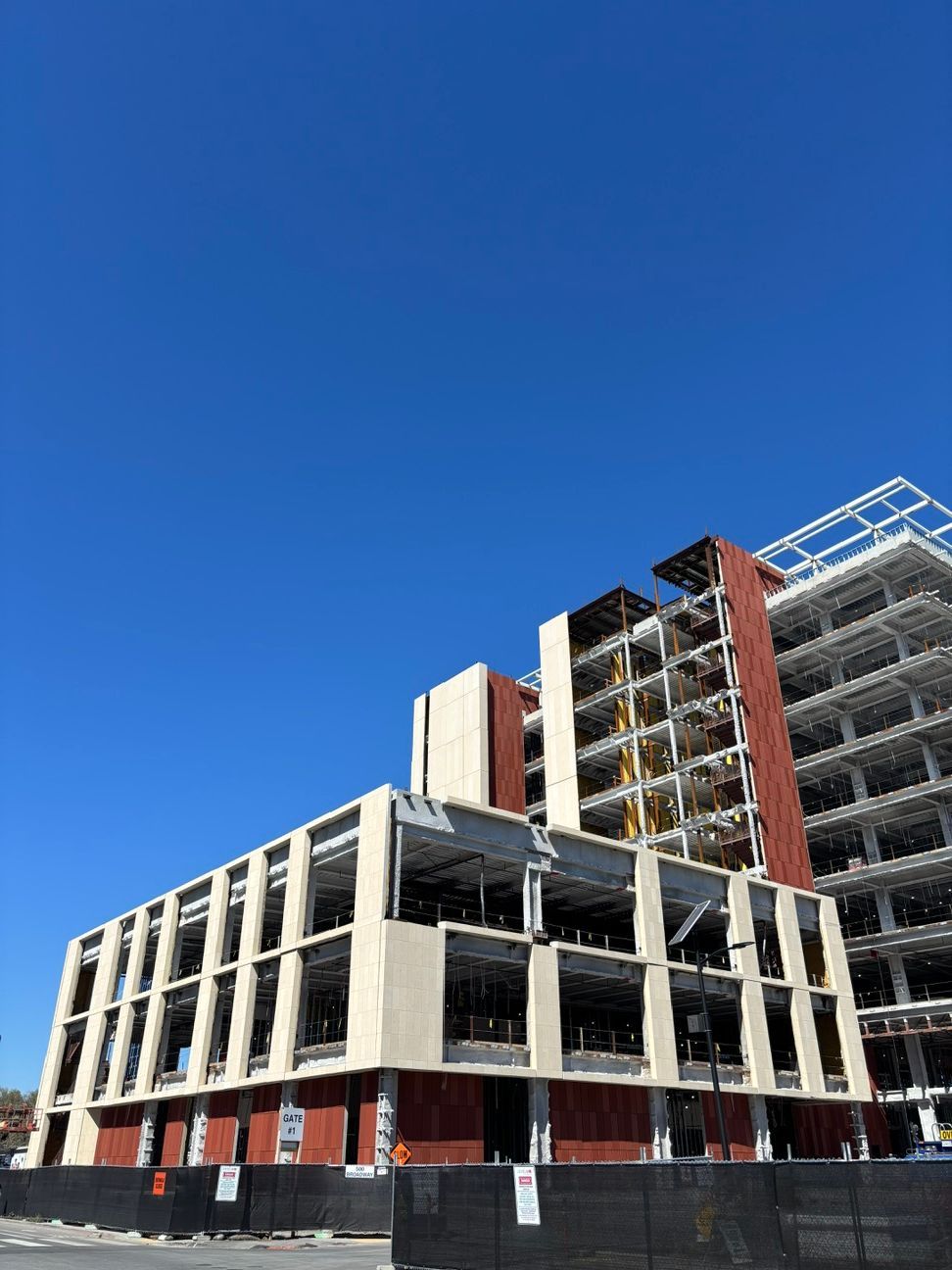 Stanford Block E Infinite Facade erecting